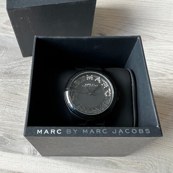 Marc by Marc Jacobs Henry Skeleton Dial Black Plastic Ladies Watch Timepiece - Picture 4 of 10